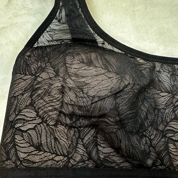 lululemon athletica Sheer Black Leaf Pattern Bralette-no tag but never been used - Picture 3 of 7